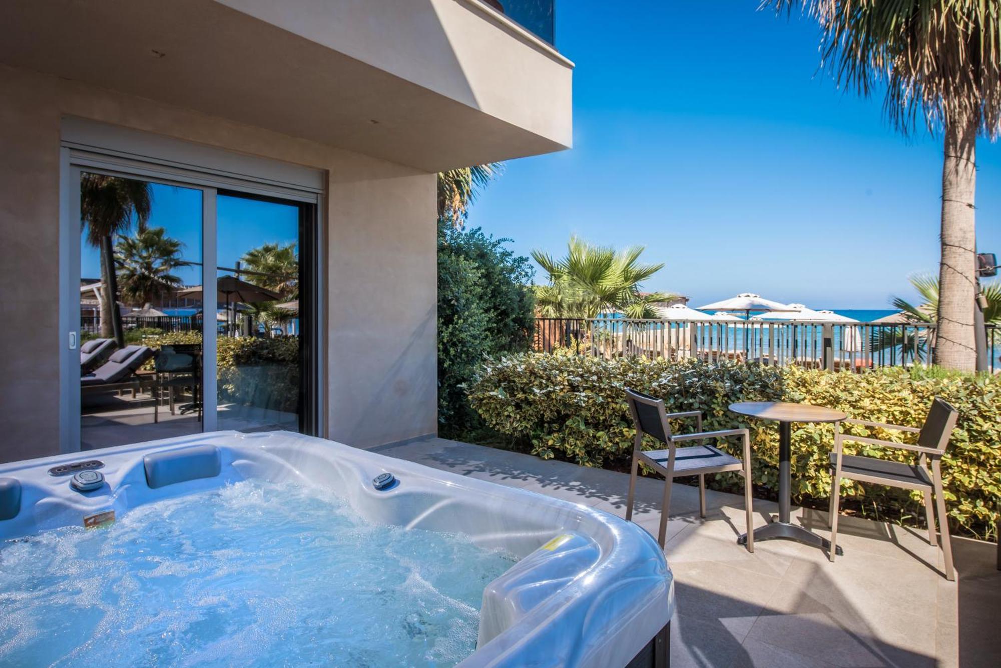 Riviera Boutique Hotel